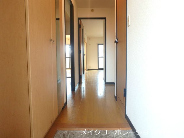 クレールマノワール 玄関