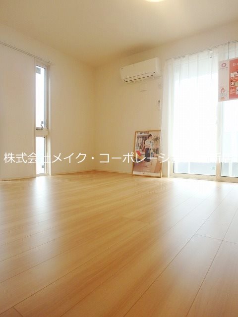 リビング Avenir cour A棟 その他8