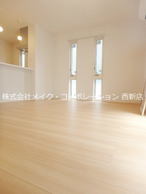 リビング Avenir cour A棟 リビング