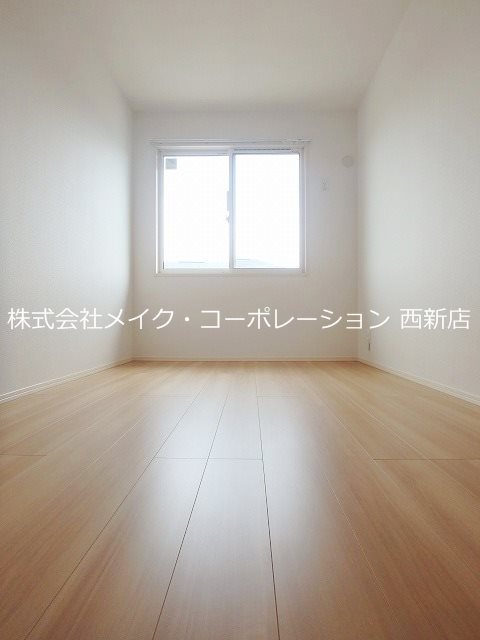 ベッドルーム Avenir cour A棟 その他16