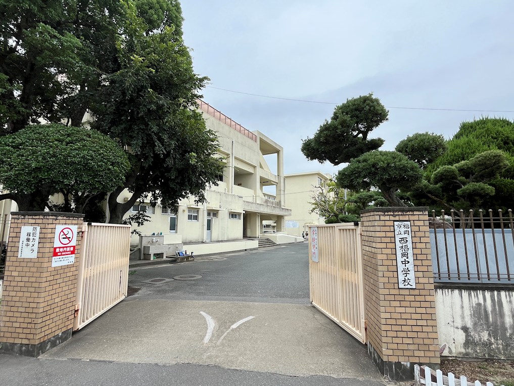 Avenir　cour　A棟 中学校