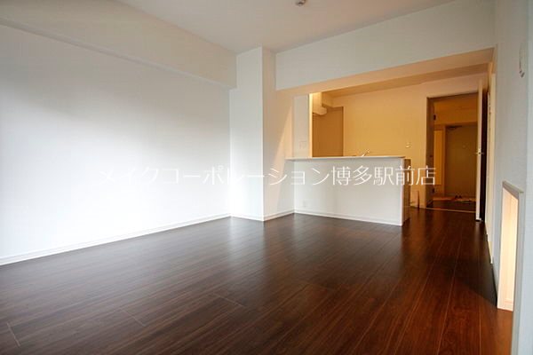 アンバル大濠 リビング