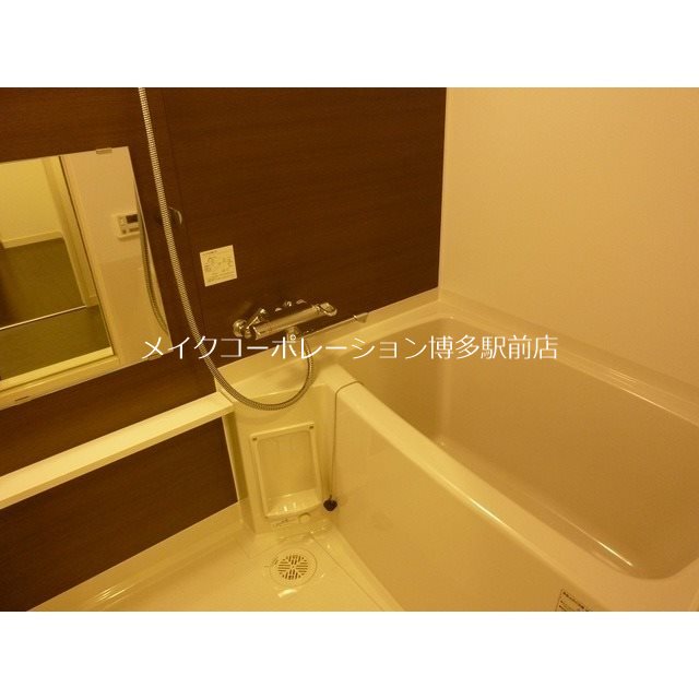 ラクレイス西新レジデンシャルタワー 風呂画像