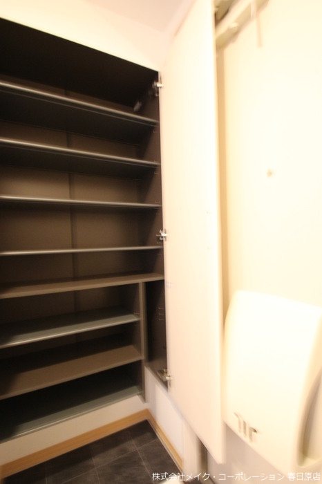 玄関 D-room三宅 玄関