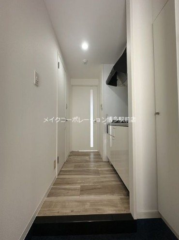 エンクレスト白金 玄関