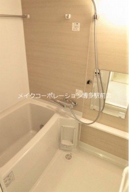 バス ラクレイス西新レジデンシャルタワー 風呂画像