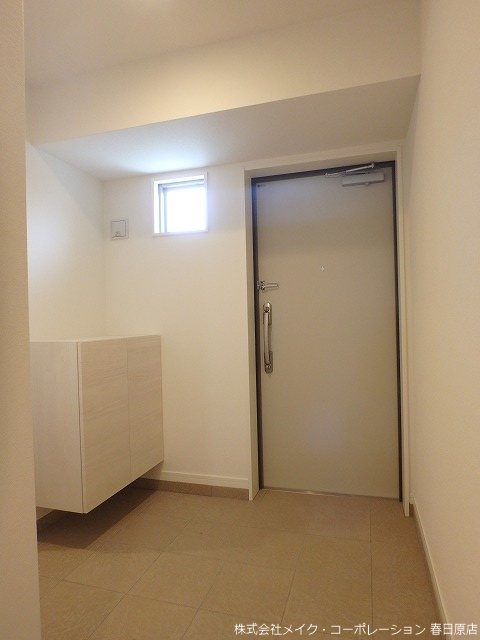 コントロモア 玄関