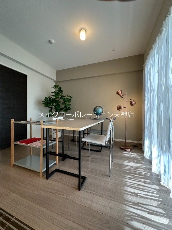 警固ビューアパートメント 玄関