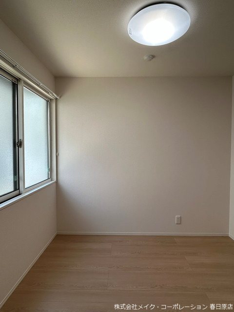 トリシア東大利 ベッドルーム