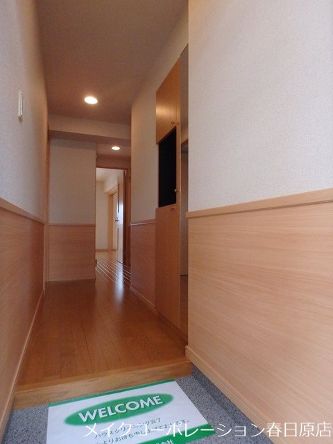 フォレスト離宮若久 玄関