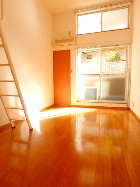 ゴールド室見 リビング