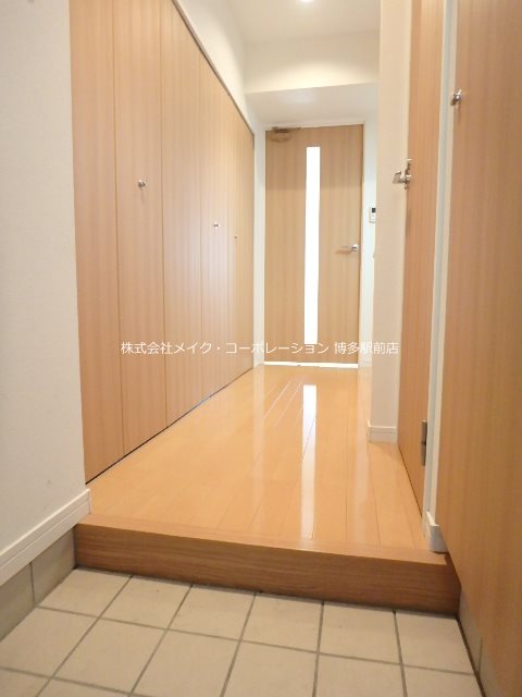 玄関 サヴォイ博多ブールバール 玄関