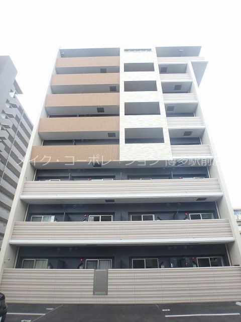 アーヴェンス吉塚 外観