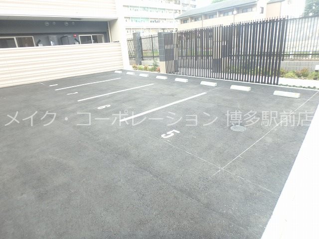 駐車場 アーヴェンス吉塚 その他9