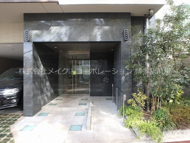 ラファセアリービオ博多 外観