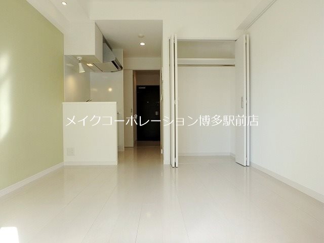 ※入居中の為別部屋写真使用現状優先※入居中の為別部屋写真使用現状優先 ラファセアリービオ博多 リビング