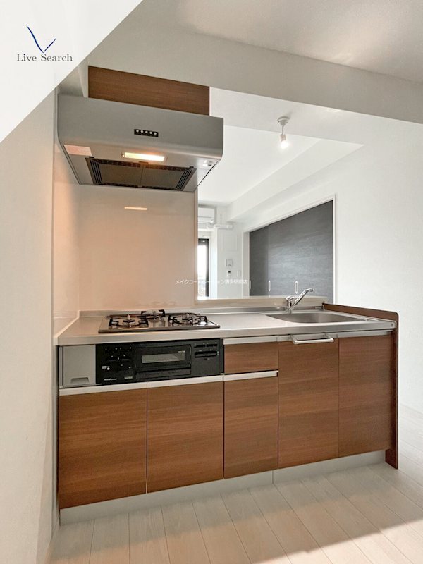 Alivis諸岡 キッチン