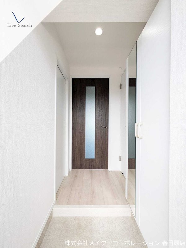 ラシュール・イン寺塚 玄関