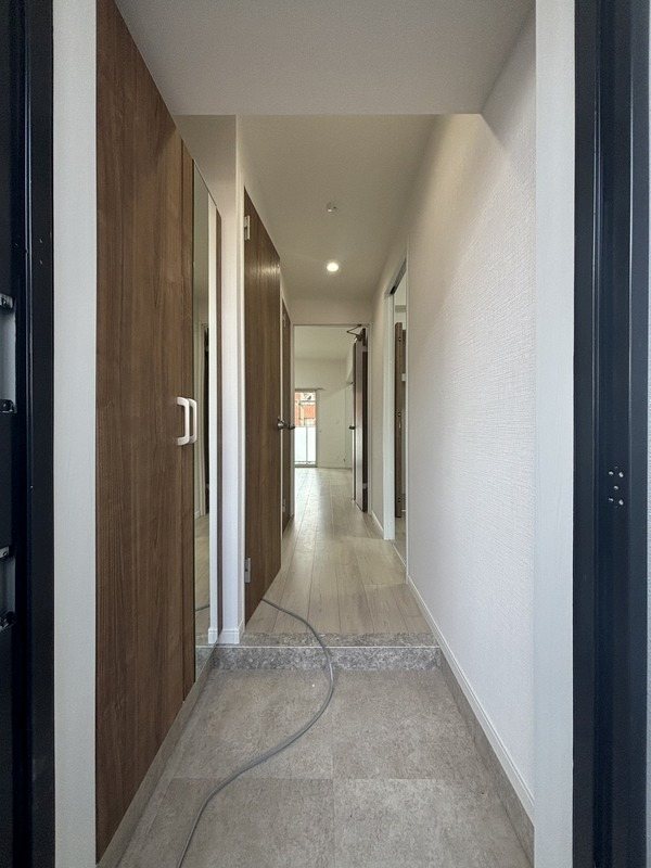 ラシュール・イン大橋Ⅱ 玄関