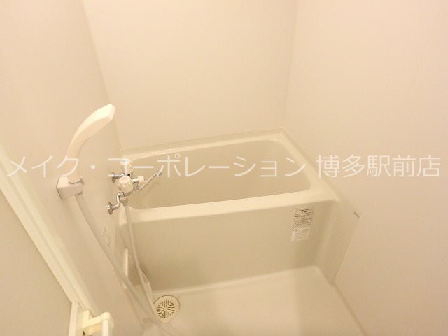 バス リファレンス博多駅前 風呂画像