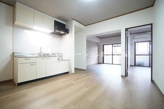 グレースイン高宮 リビング