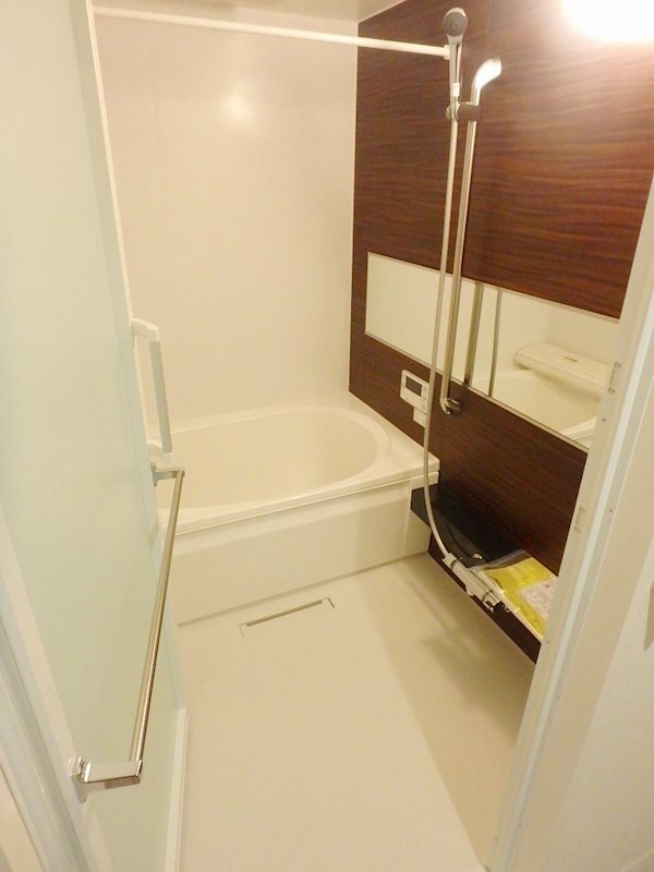 追い焚き機能付き♪ リベルテ薬院 風呂画像