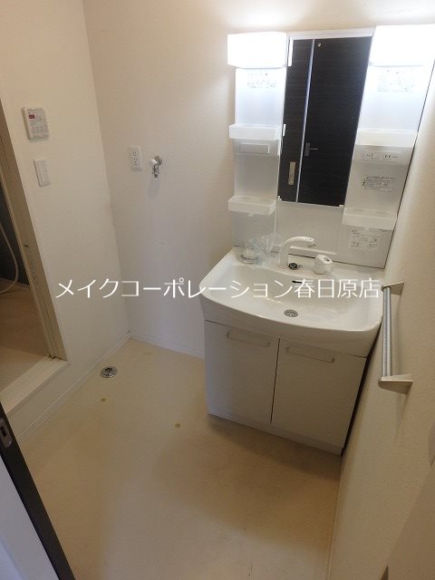 写真は同型タイプ フェリシア その他3