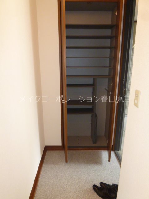 写真は同型タイプ きんもくせい 玄関