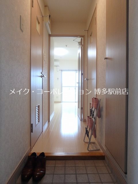 リファレンス東公園  玄関