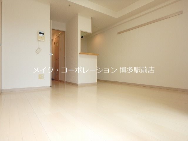 リファレンス東公園  リビング