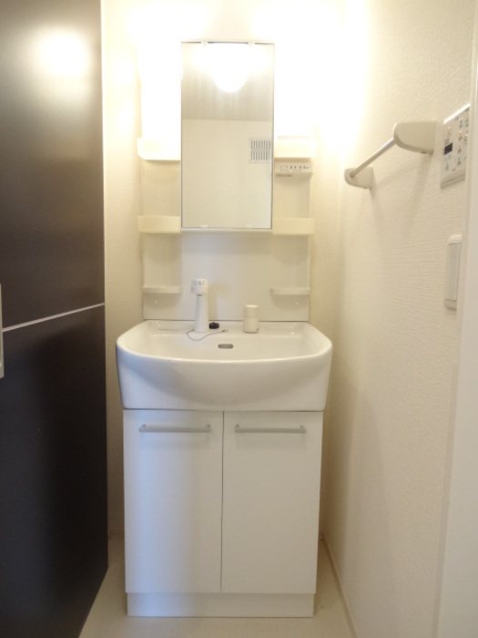 洗面所 モダンコート野多目 B棟 その他3