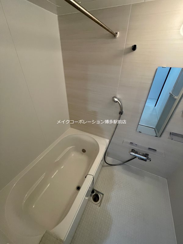 LIBTH博多駅南WEST 風呂画像