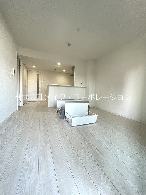 アルメノア西新 リビング