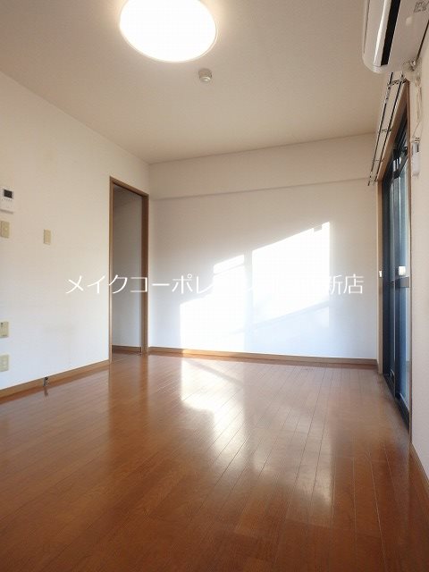 リビング コンポート南片江 リビング