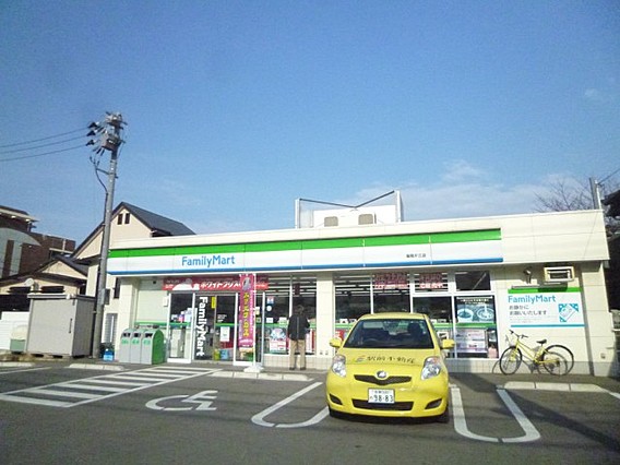 コンポート南片江 コンビニ