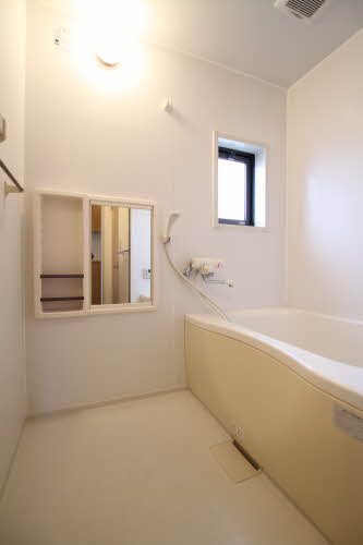 バス メゾン・メルヴェーユC棟 風呂画像