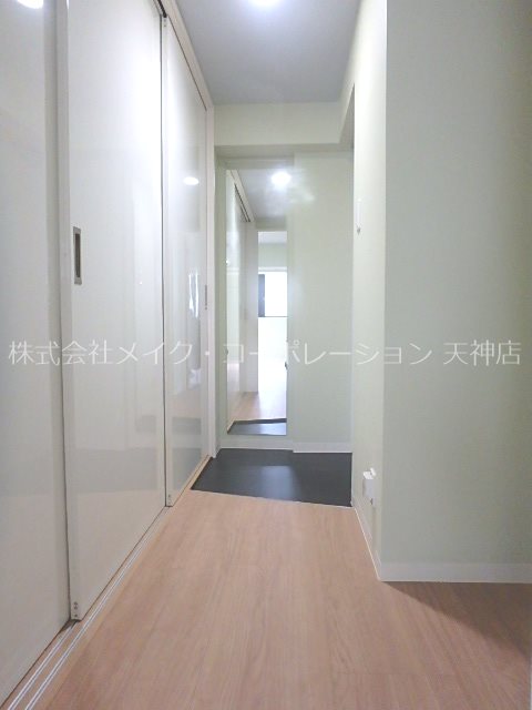 玄関 ヴァンドメール唐人 玄関