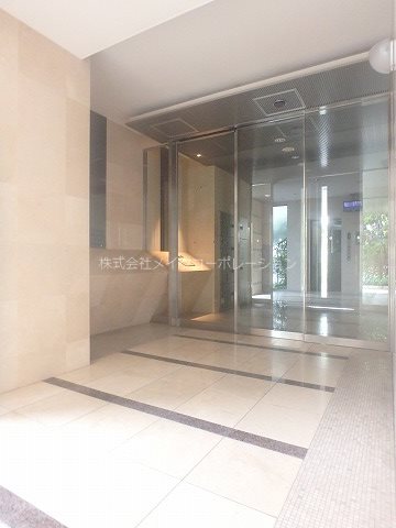 ロビー ポルトデュボヌール その他5