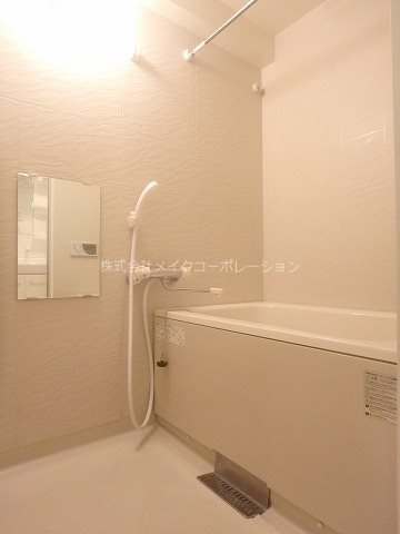 バス ポルトデュボヌール 風呂画像