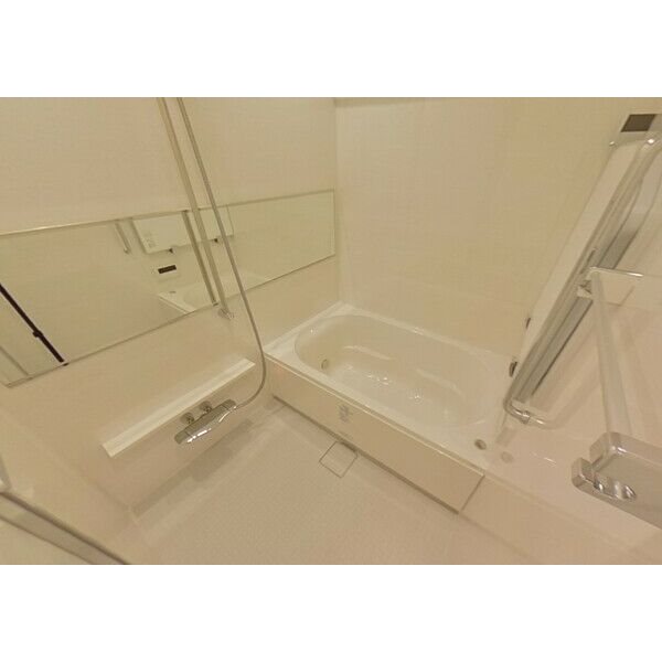 Brillia Tower西新 風呂画像