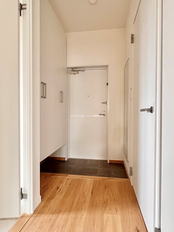 アントゥール薬院 玄関