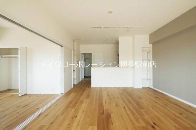 リビング アントゥール薬院 リビング