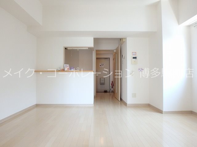 リファレンス東公園 リビング