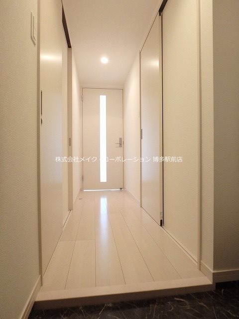 プレディアスタイル博多（旧ヴァンヴェール博多） 玄関
