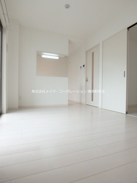 プレディアスタイル博多（旧ヴァンヴェール博多） リビング