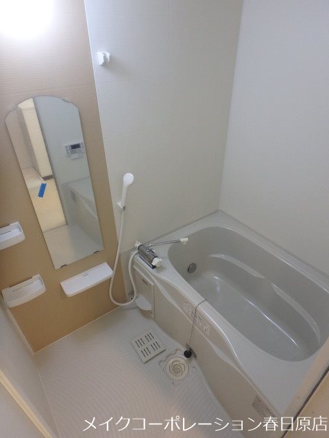 写真は同型タイプ サンパーク板付 風呂画像