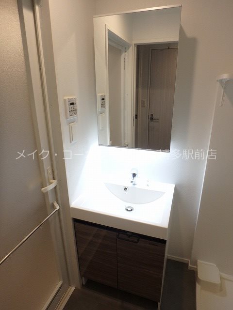 洗面所 エンクレストベイ天神EAST その他2