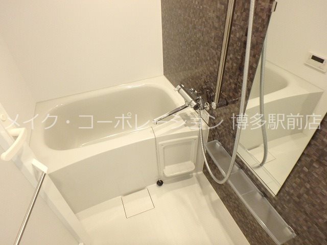 エンクレストベイ天神EAST 風呂画像