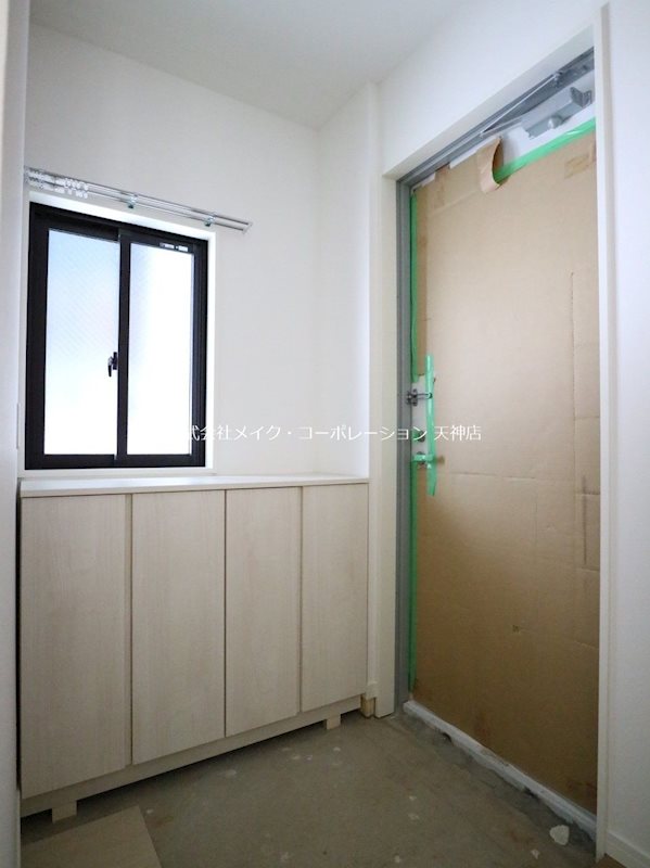 コア六本松 玄関