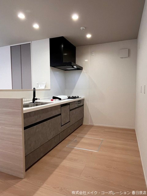 写真は同型タイプ トリシア東大利 キッチン